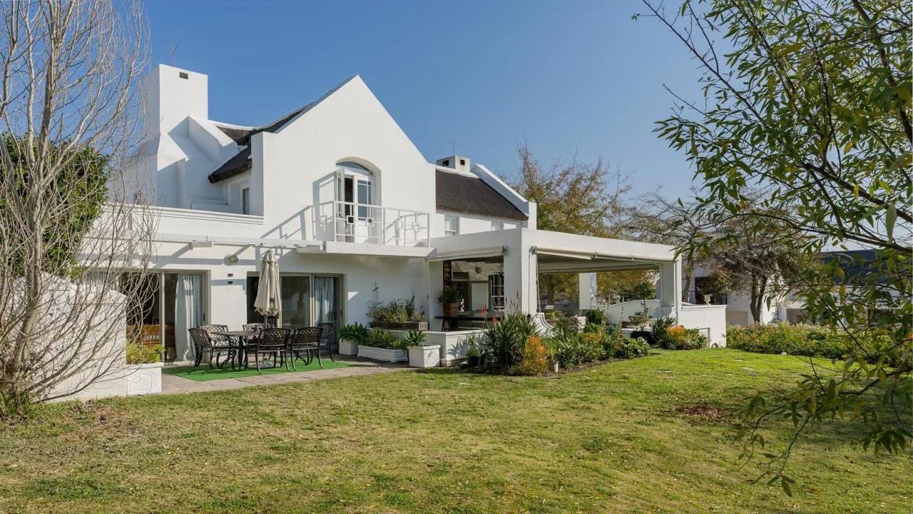 5 Bedroom House to rent in De Zalze Winelands Golf Estate