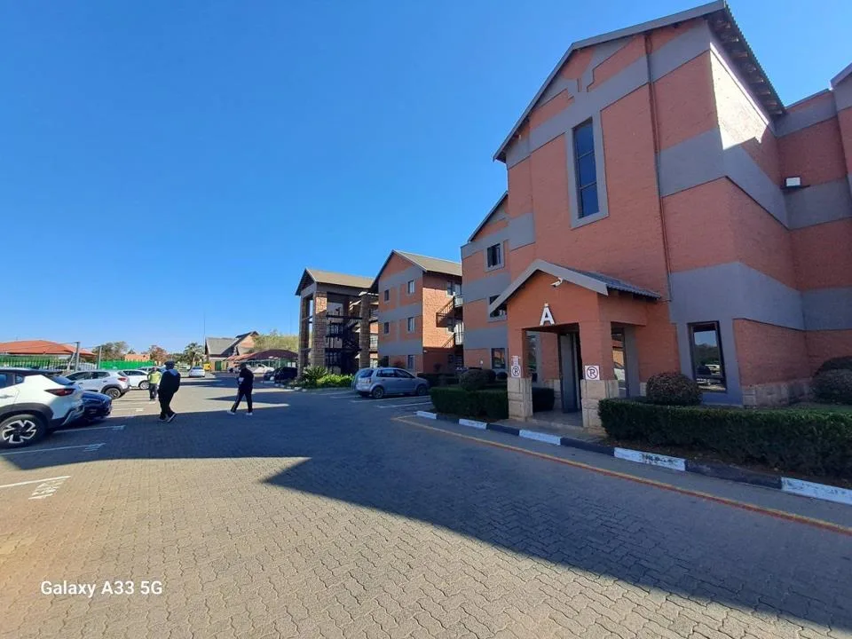 0.5 Bedroom Apartment / flat to rent in Bainsvlei