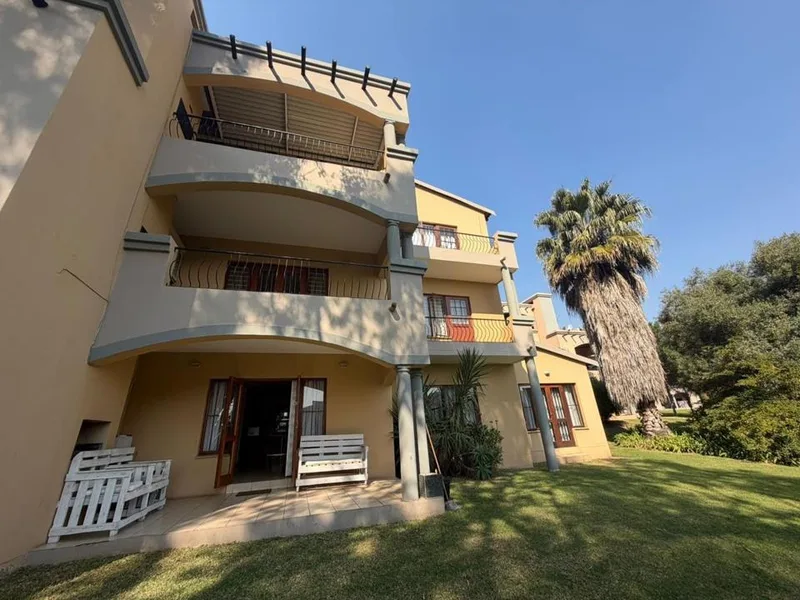 3 Bedroom Apartment / flat to rent in North Riding