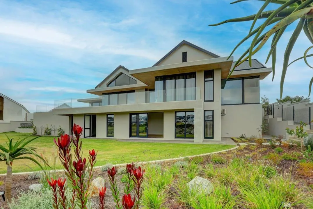 1 Bedroom Apartment / flat to rent in Kingswood Golf Estate