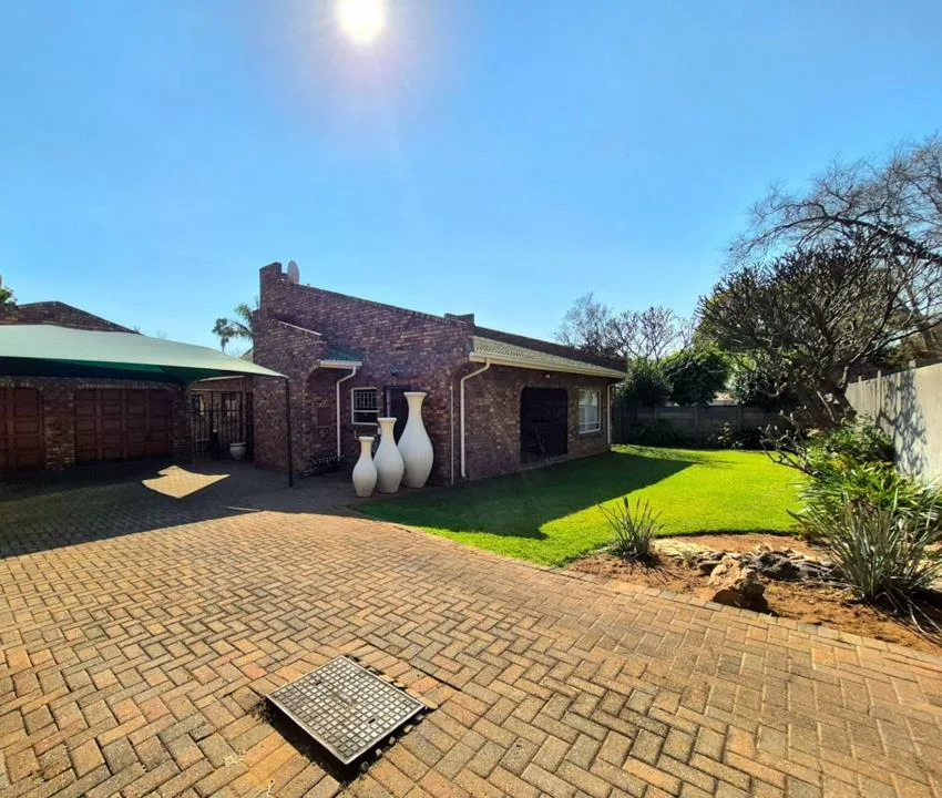 3 Bedroom House for sale in Bo-dorp