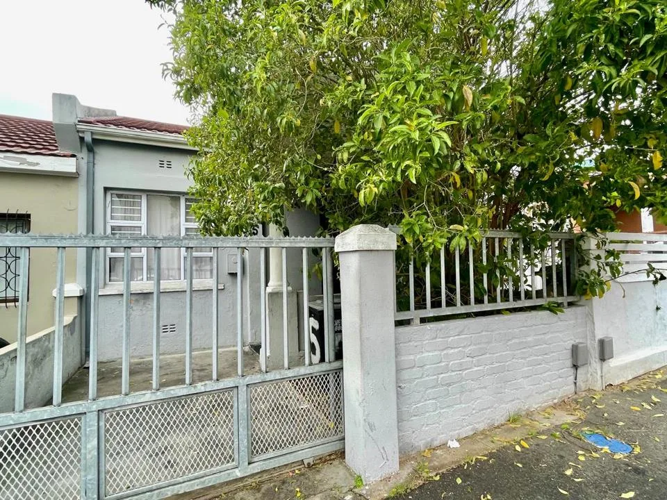 2 Bedroom House to rent in Salt River
