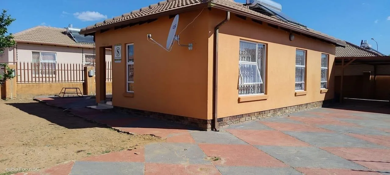3 Bedroom House for sale in Southern Gateway
