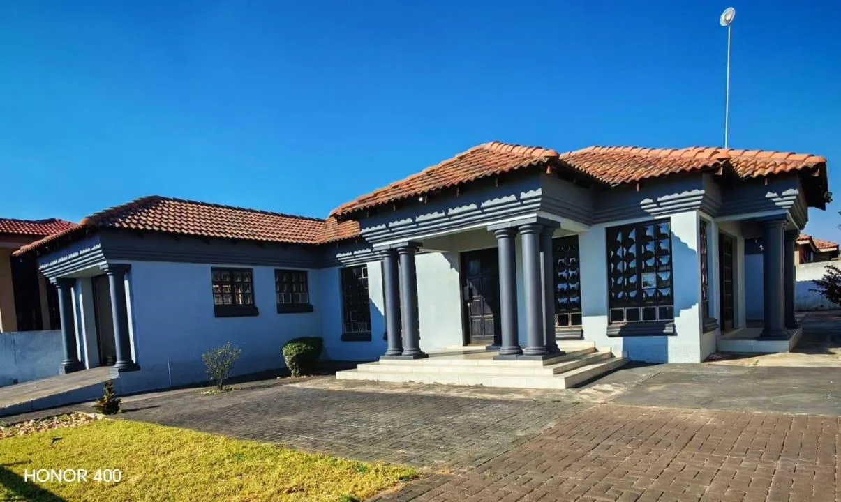 4 Bedroom House to rent in Serala View