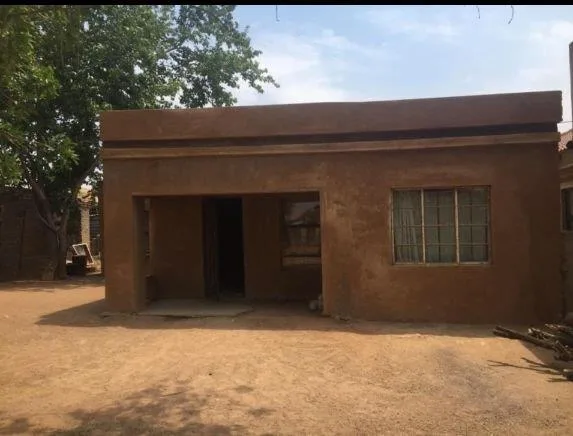 2 Bedroom House for sale in Lethlabile