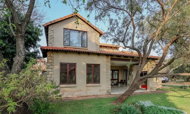 3 Bedroom Townhouse for sale in The Coves