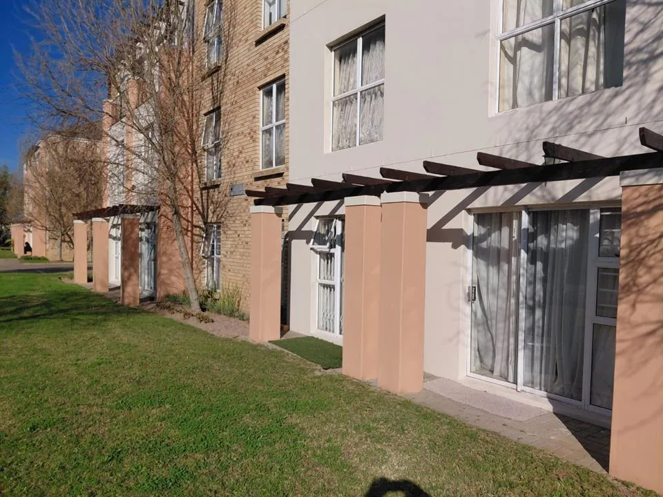 2 Bedroom Apartment / flat to rent in Kraaifontein East