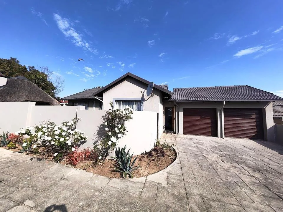 3 Bedroom House to rent in Thatchfield Estate