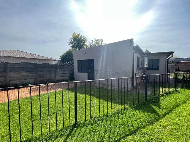 2 Bedroom Apartment / flat to rent in Lyttelton Manor