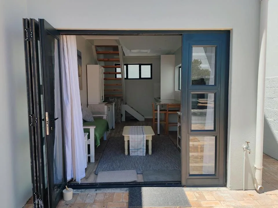 1 Bedroom Apartment / flat to rent in Melkbosstrand Central