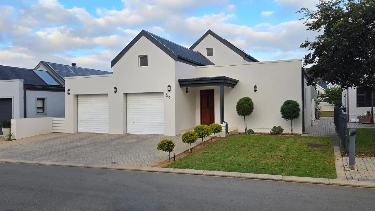 3 Bedroom House to rent in Silwerstrand Golf And River Estate