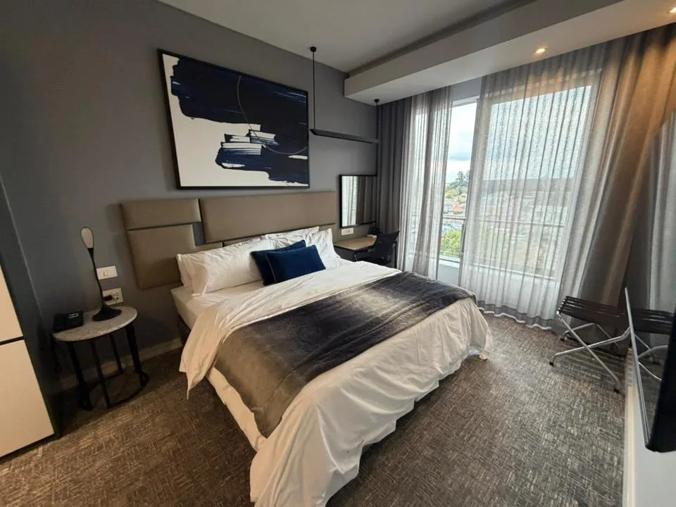 1 Bedroom Apartment / flat to rent in Sandton Central