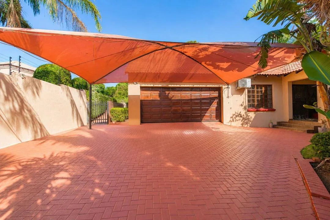3 Bedroom House for sale in Safari Gardens