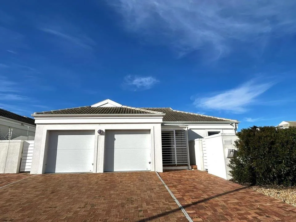 4 Bedroom House to rent in Sunningdale