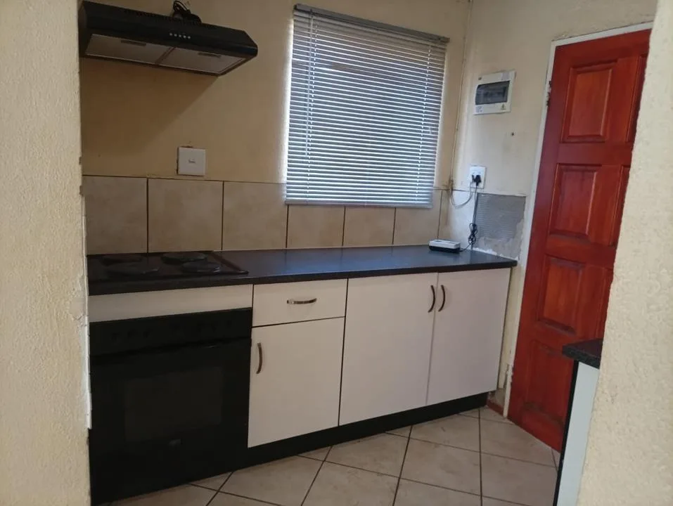2 Bedroom House to rent in Klarinet
