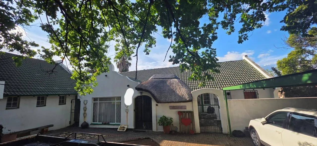 3 Bedroom House for sale in Vaalpark