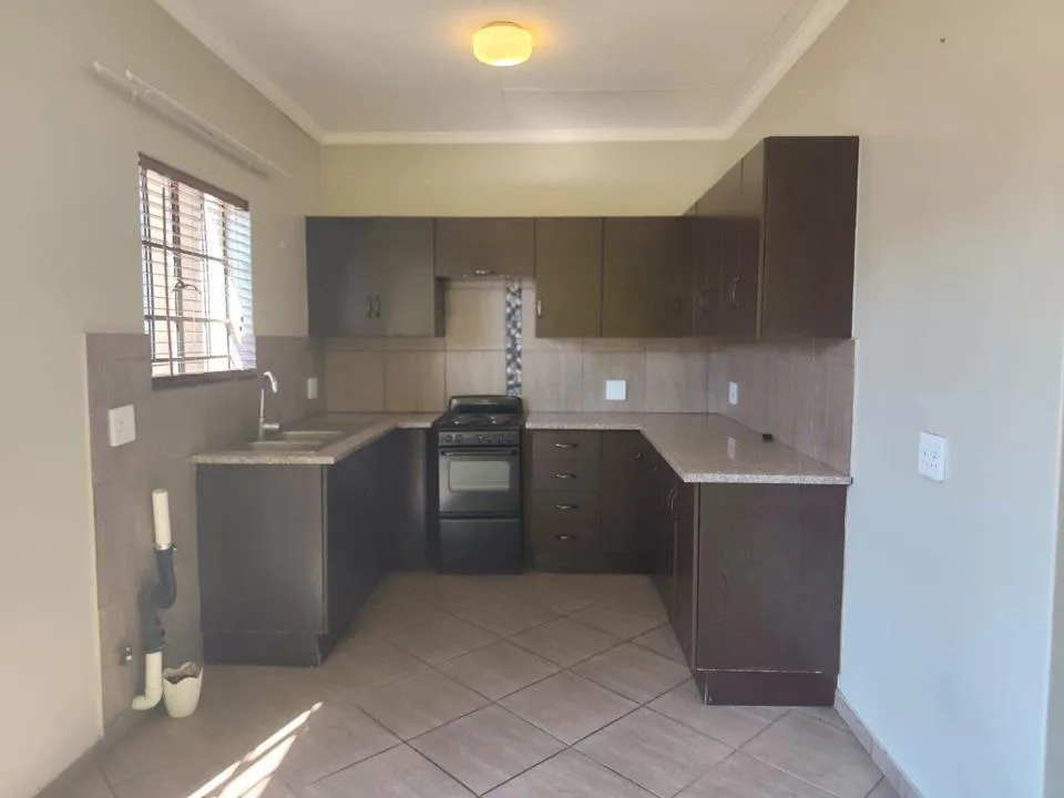 2 Bedroom House to rent in River View