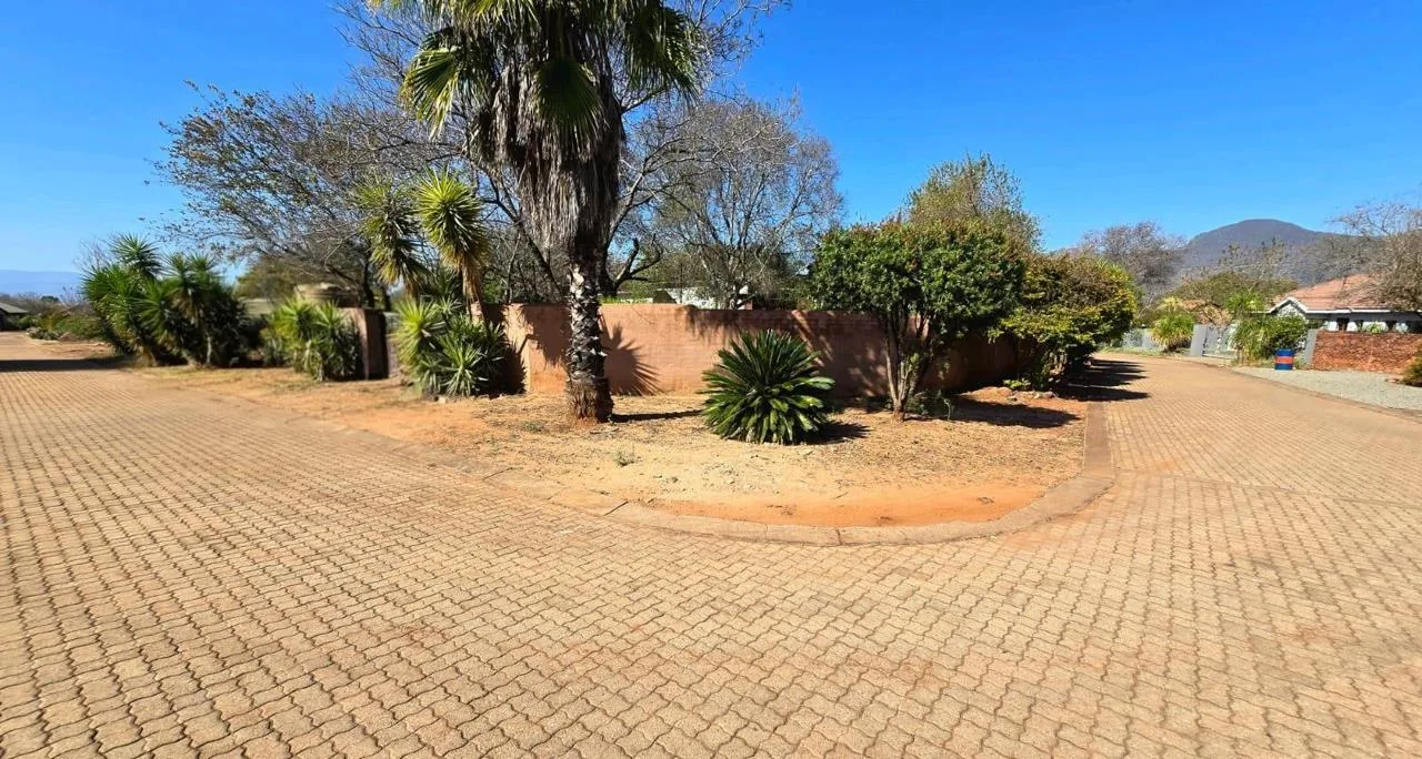 4 Bedroom House for sale in Thabazimbi