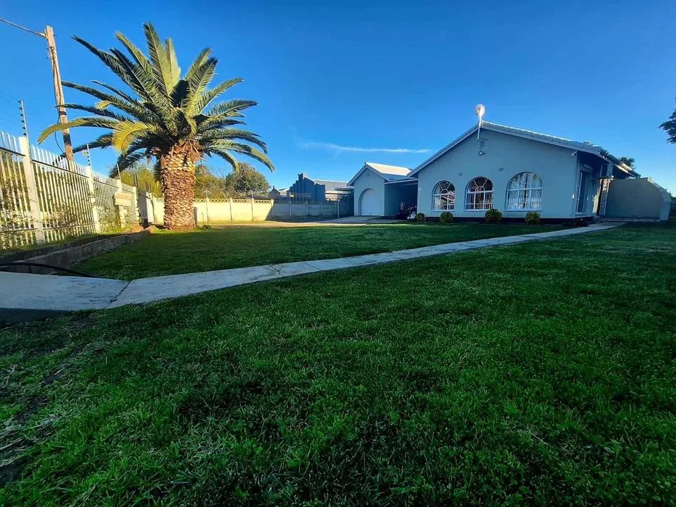 3 Bedroom House to rent in West Bank