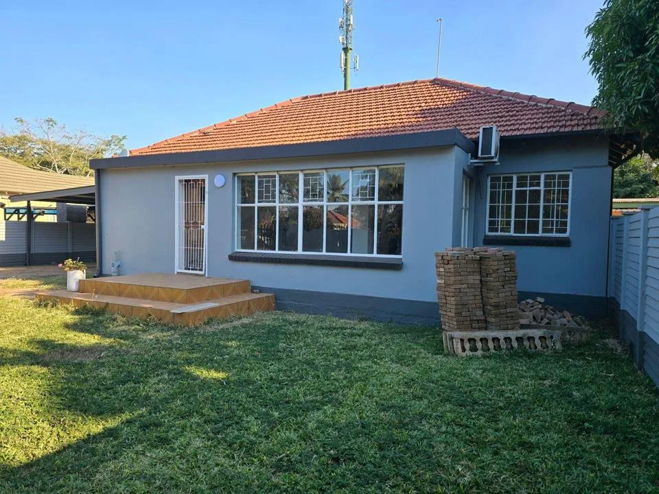 3 Bedroom House for sale in Komatipoort
