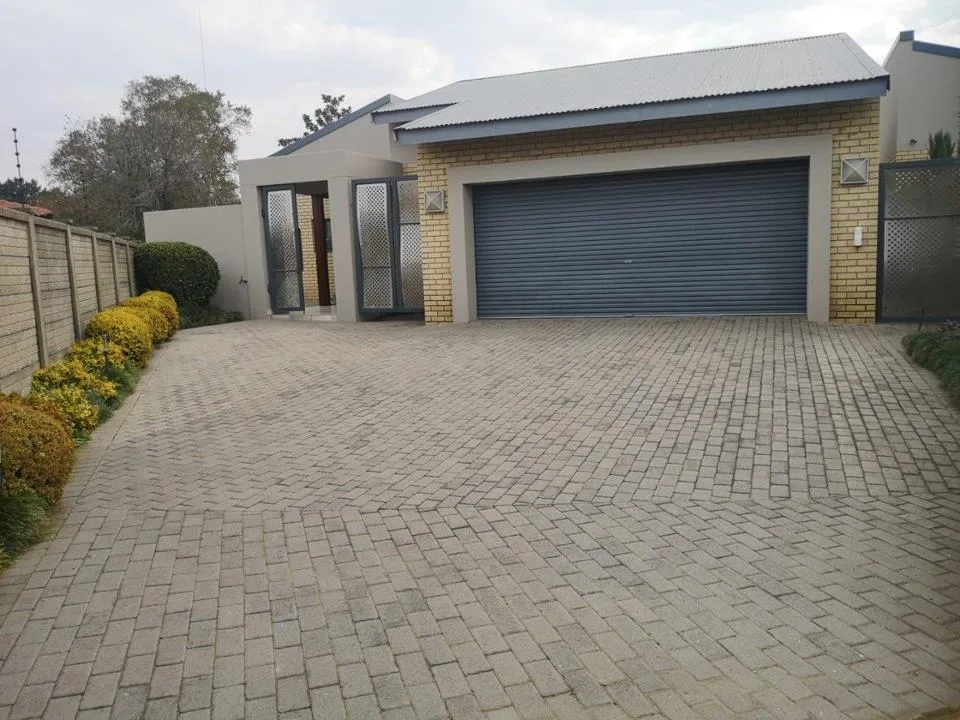 3 Bedroom House for sale in Vaalpark