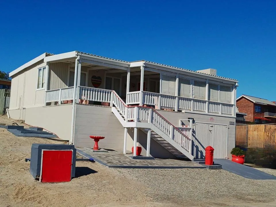 2 Bedroom House for sale in McDougall's Bay