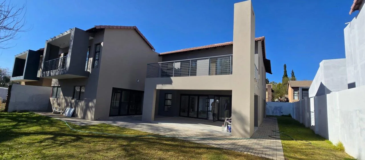 4 Bedroom Townhouse for sale in Waverley