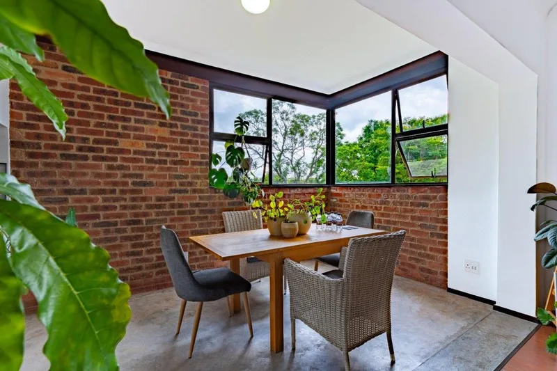 2 Bedroom Apartment / flat to rent in Oaklands