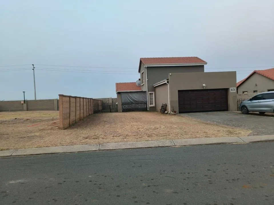 3 Bedroom House for sale in Waterkloof