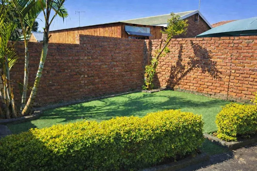 3 Bedroom Townhouse to rent in Bendor