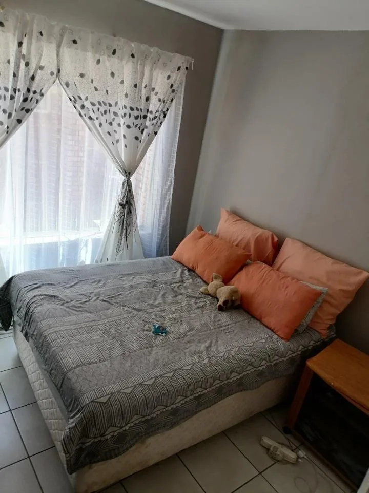 1 Bedroom Apartment / flat to rent in Bloemfontein Central