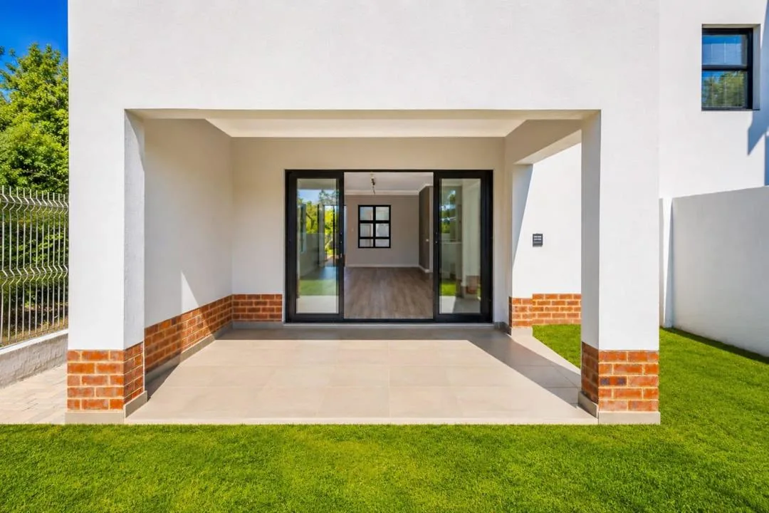 3 Bedroom Townhouse to rent in Bronberg