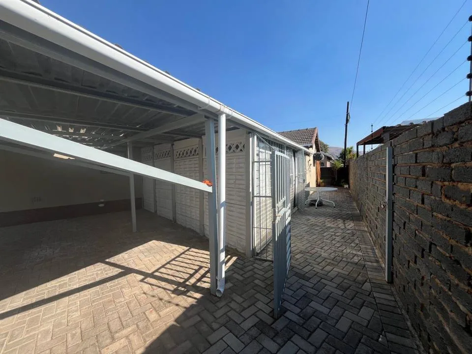 1 Bedroom House to rent in Protea Park