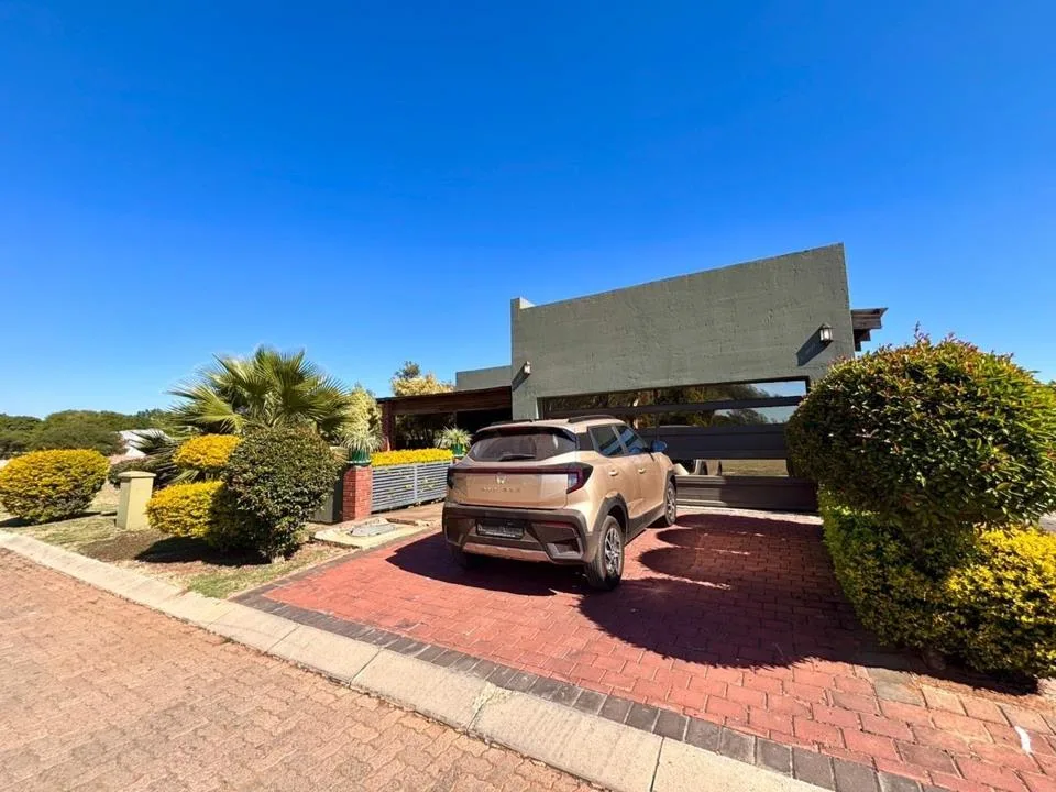 2 Bedroom House for sale in Bela Bela