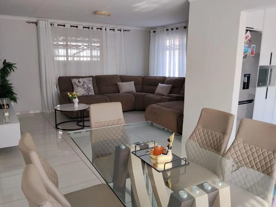 3 Bedroom House to rent in Tlhabane West