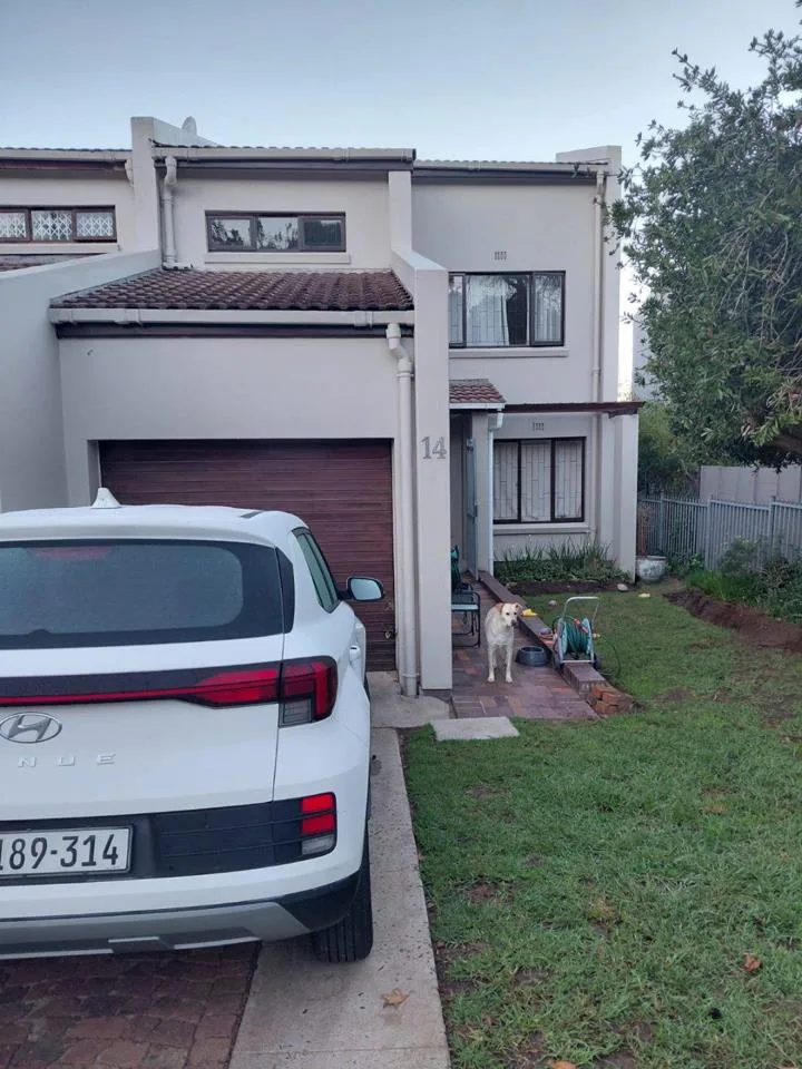 3 Bedroom Townhouse to rent in Durbanville Central