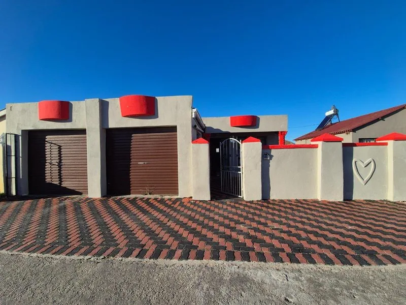 4 Bedroom House for sale in Motherwell Nu 1