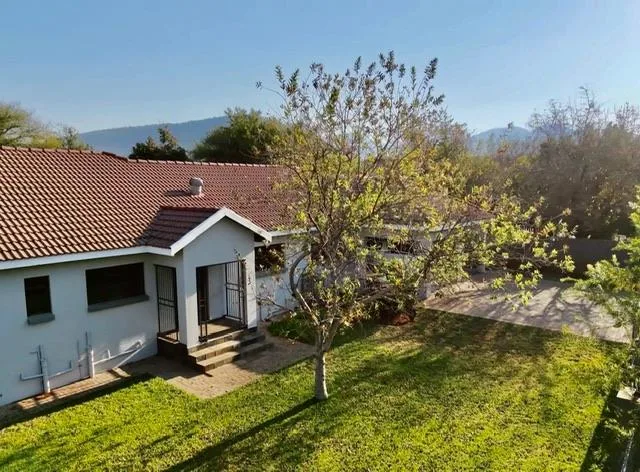 3 Bedroom House for sale in Thabazimbi
