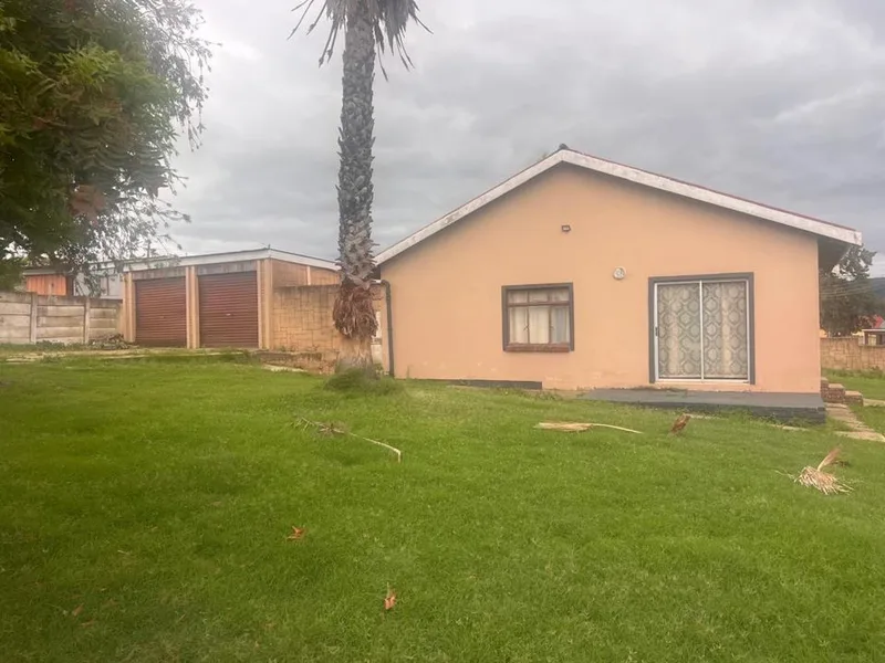 3 Bedroom House for sale in Mountain View