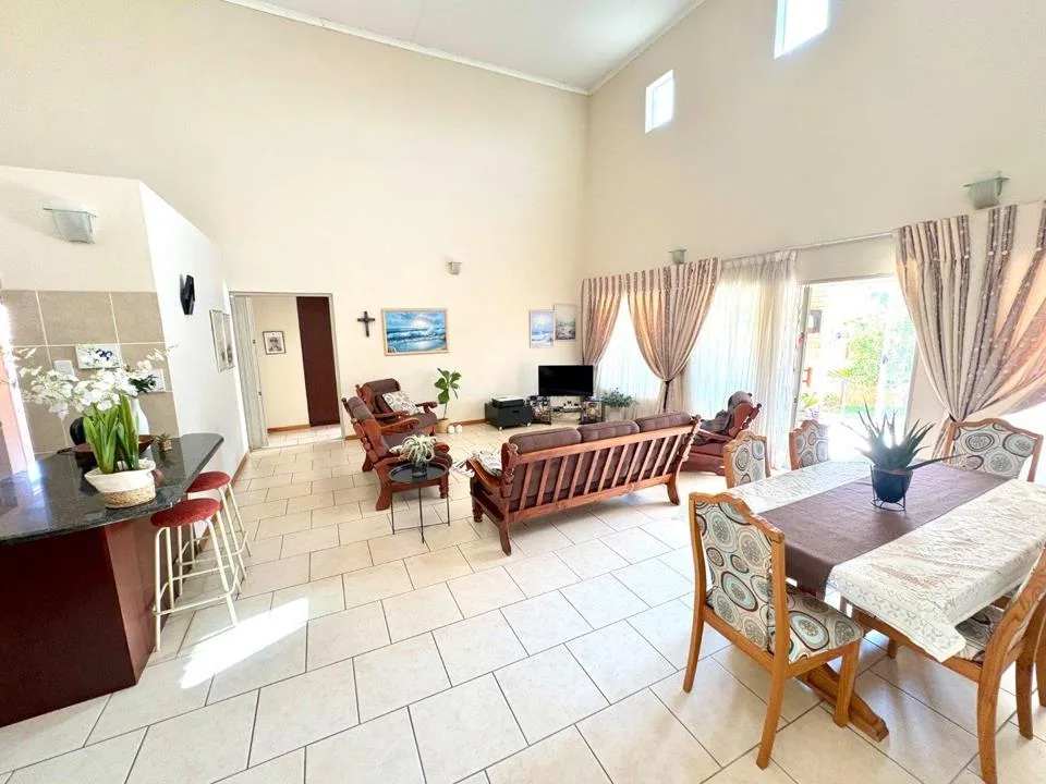 3 Bedroom Townhouse for sale in Acasia Estate