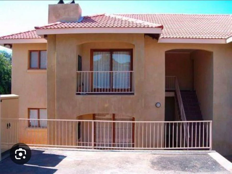 2 Bedroom Townhouse for sale in Tzaneen Industrial