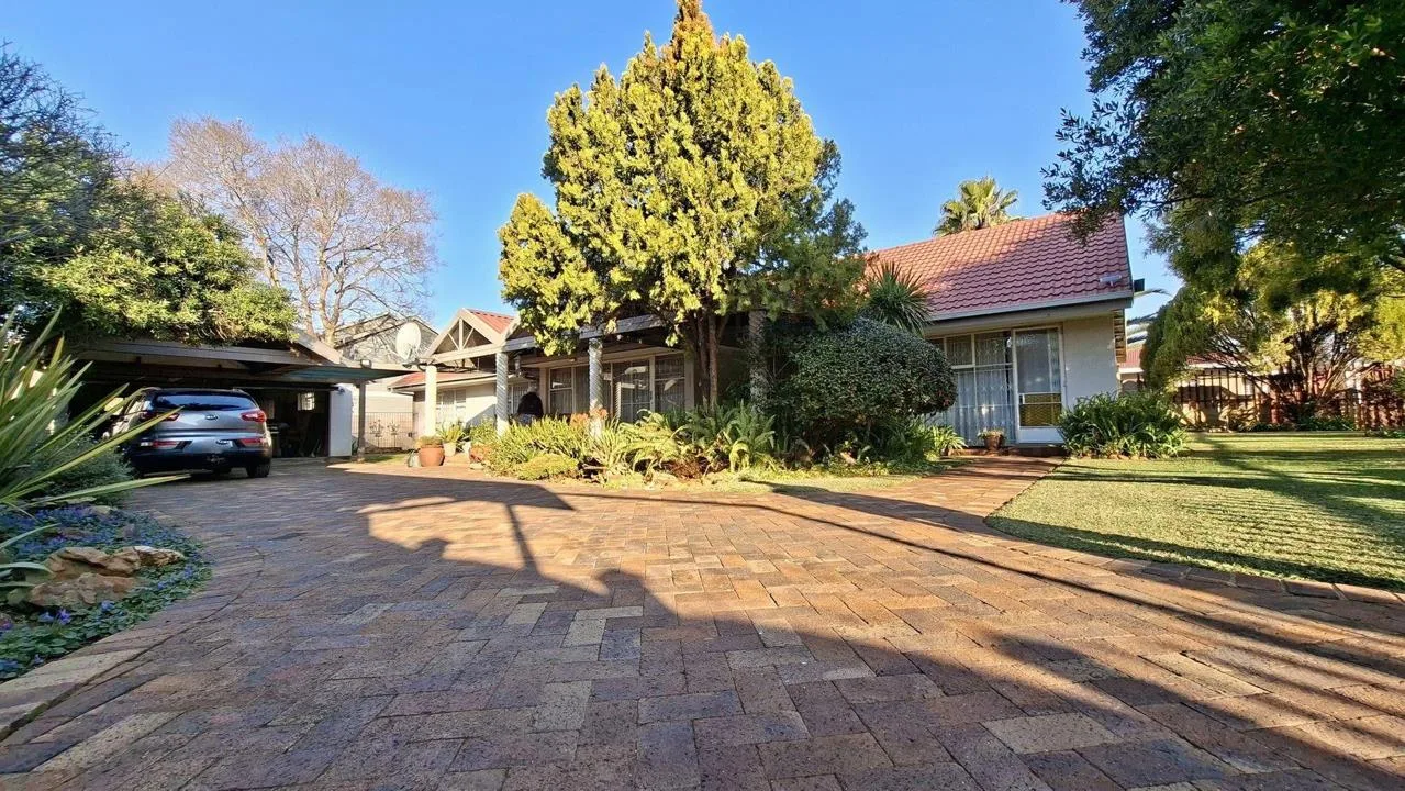 3 Bedroom House for sale in Potchefstroom Central