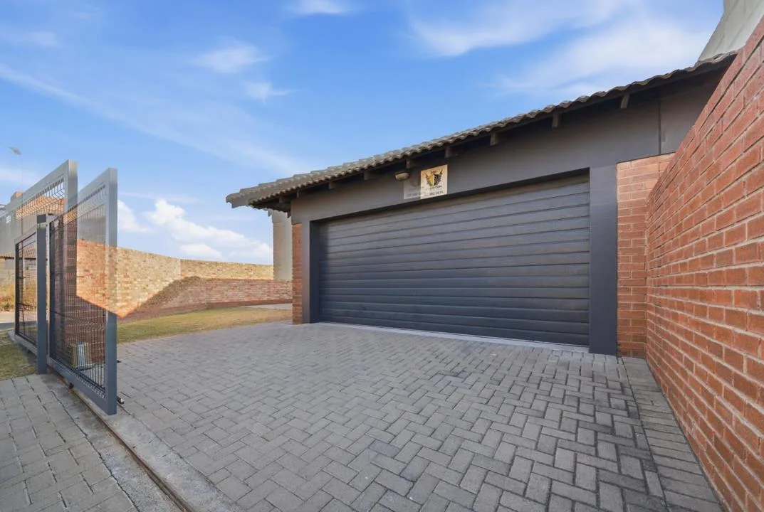 3 Bedroom House for sale in Secunda