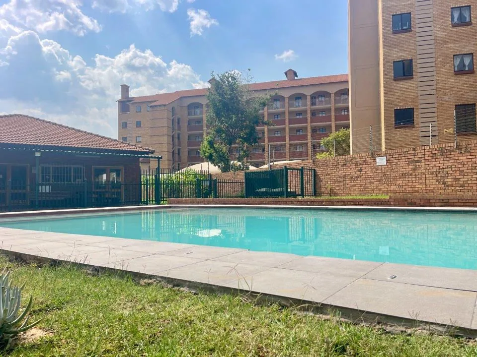 3 Bedroom Apartment / flat to rent in Die Hoewes