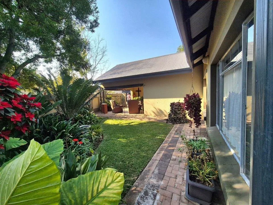 2 Bedroom House for sale in Mookgopong