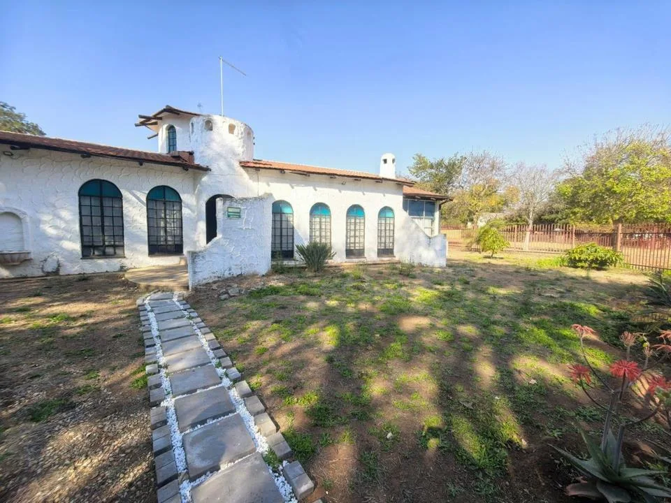 4 Bedroom House for sale in Eduan Park