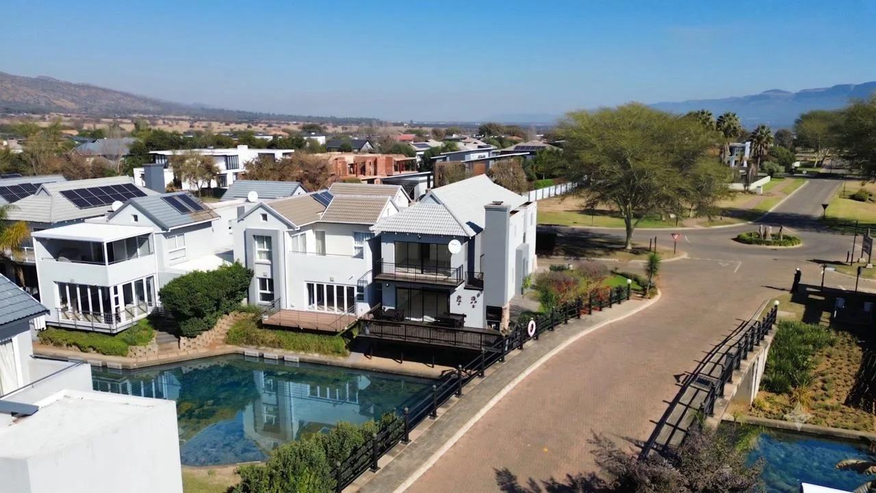4 Bedroom House to rent in The Islands Estates