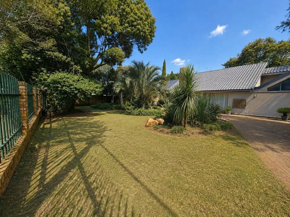 5 Bedroom House for sale in Delmas