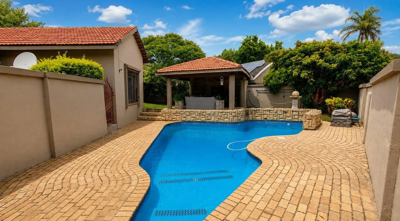 3 Bedroom House for sale in Safari Gardens