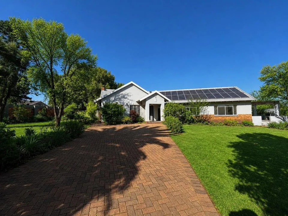 3 Bedroom House for sale in Flamwood